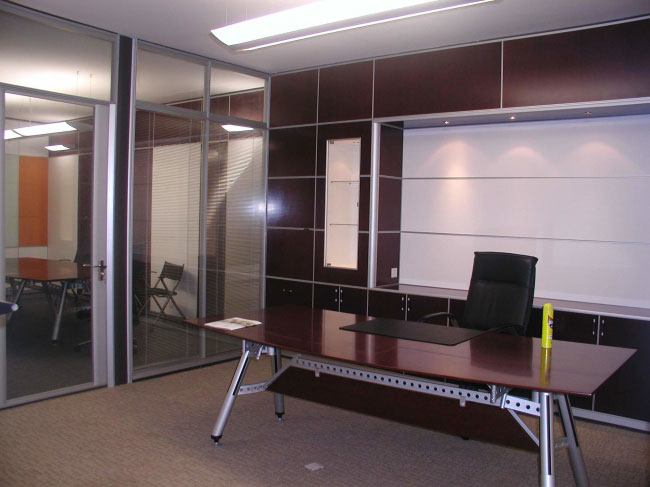 High wall case